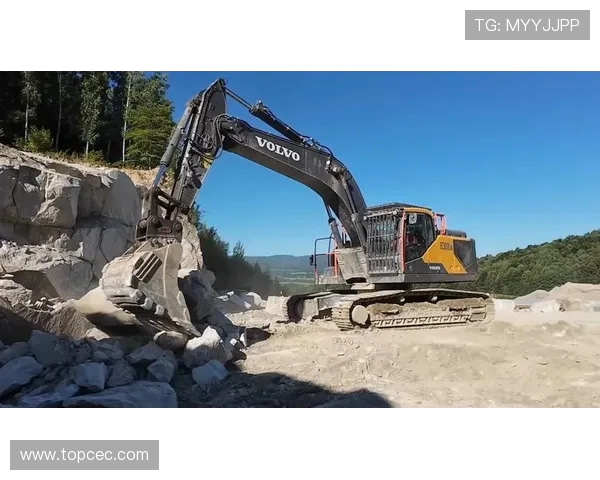 挖掘机采石场方料装卸作业安全